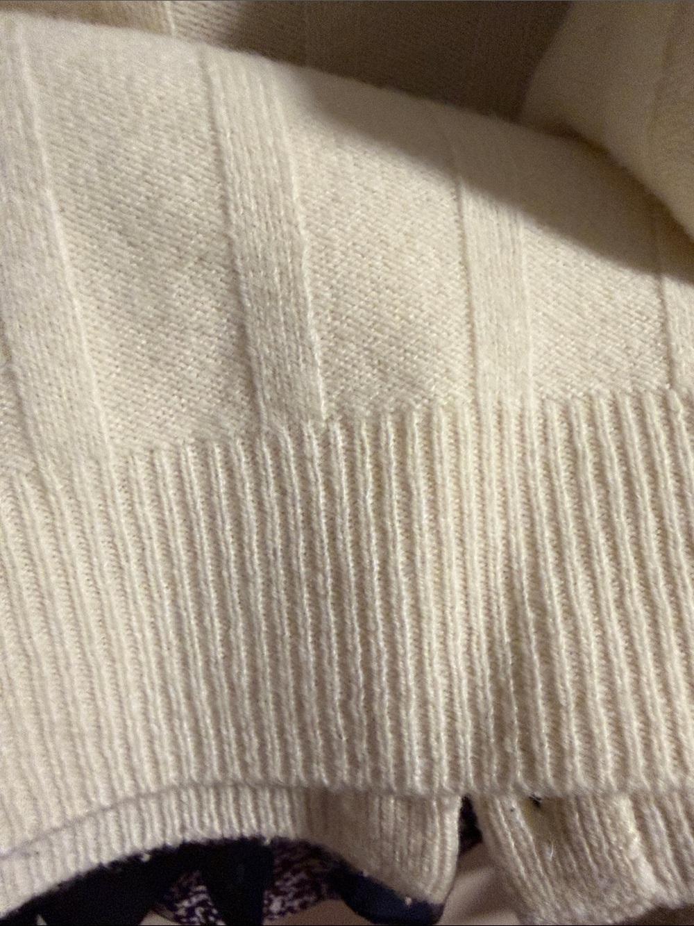 REFORMATION HANNAH CREW CARDIGAN - Picture 11 of 12